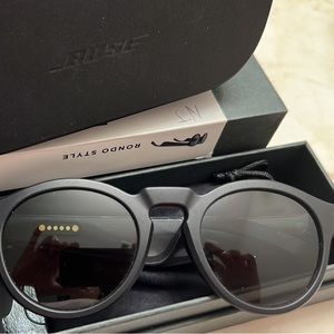 Bose Frames Rondo Sunglasses with Built-in Speakers & Carry Case